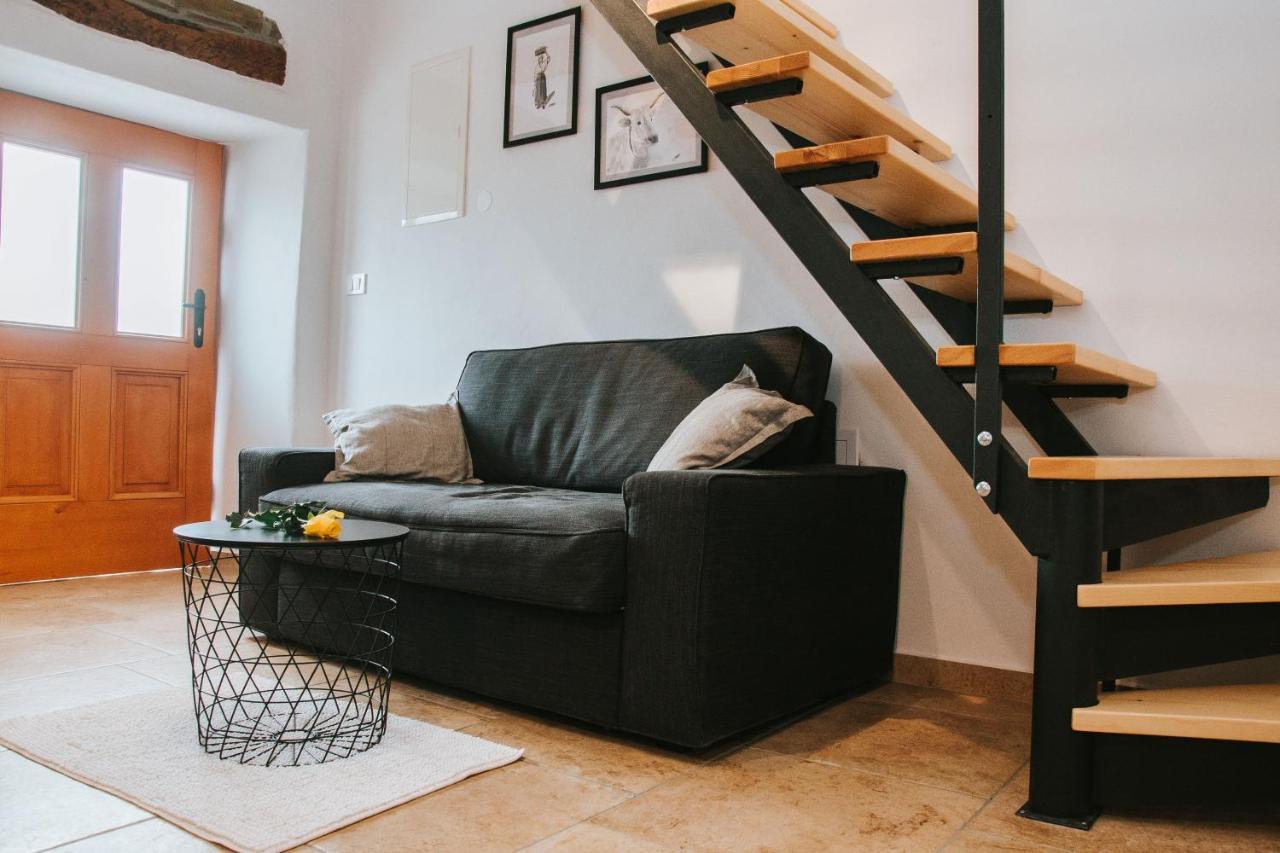Hisa Bepina Apartment โคเปร์ ภายนอก รูปภาพ